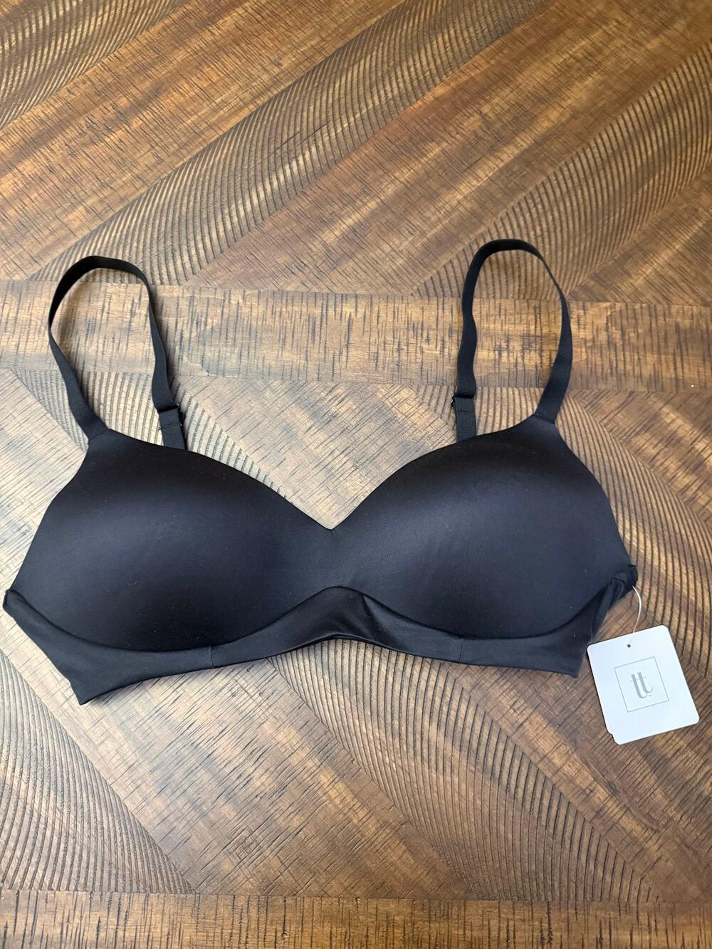Tranquil & True Large Black Plunge Molded Bra NWT Wire Free Bonded